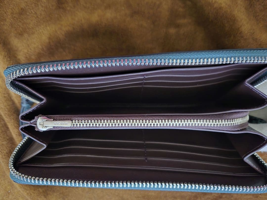 【あど様】《新品》COACH 長財布 ダークターコイズ