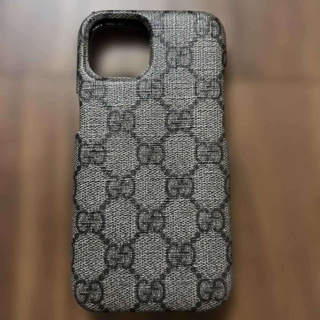 GUCCI GGパターン iPhoneケース15