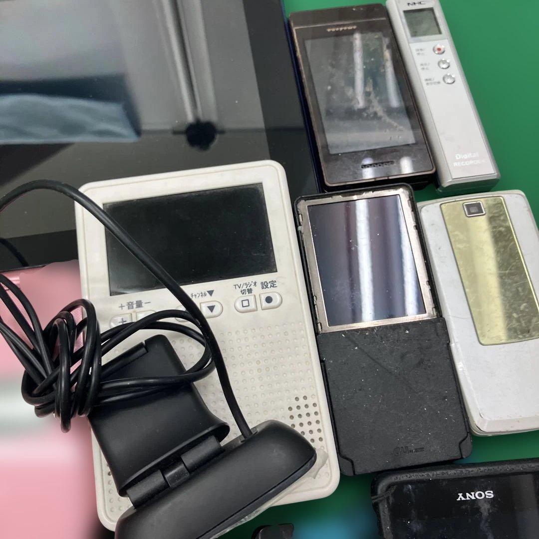 まとめ‼️タブレット　スマホ　ガラケー　ラジオ　見守り携帯　ボケットWi-Fi