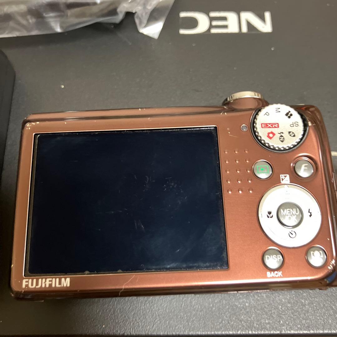 FUJIFILM FINEPIX F70 EXR ブラウン
