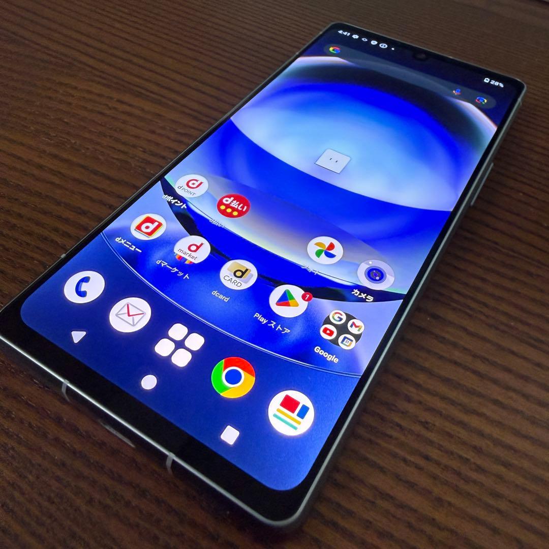 超美品 AQUOS R8 SH-52D docomo SIMフリー スマホ 本体