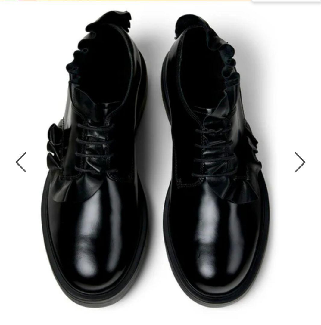 CAMPER　レザーシューズ　フリルシューズ