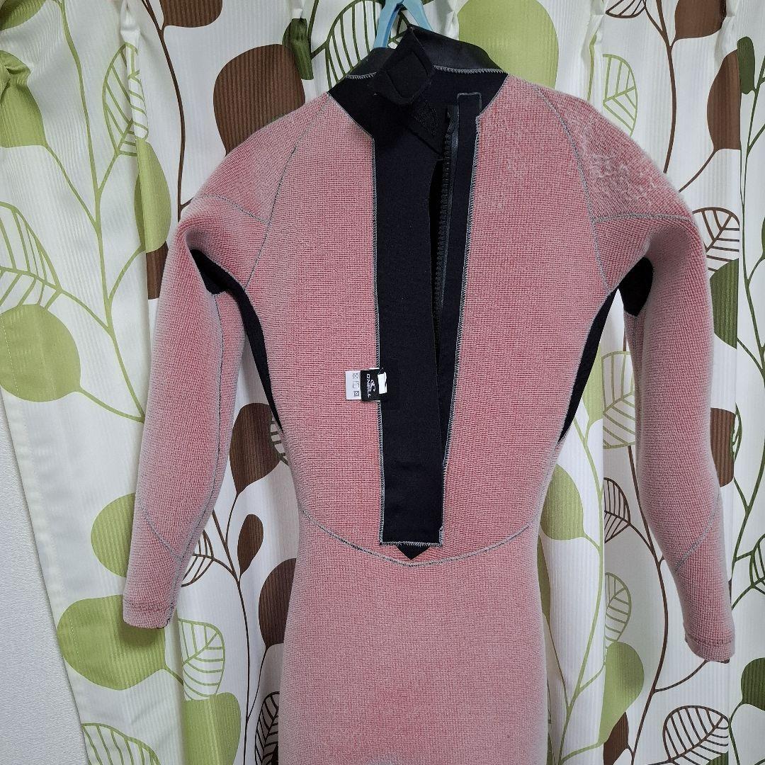 O'Neill Superfreakセミドライ スーツ 黒サイズM美品、値下げ！