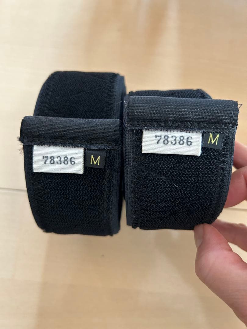 筋力アップくん　Kaatsu Training EX Mサイズ 脚用　収納袋付き