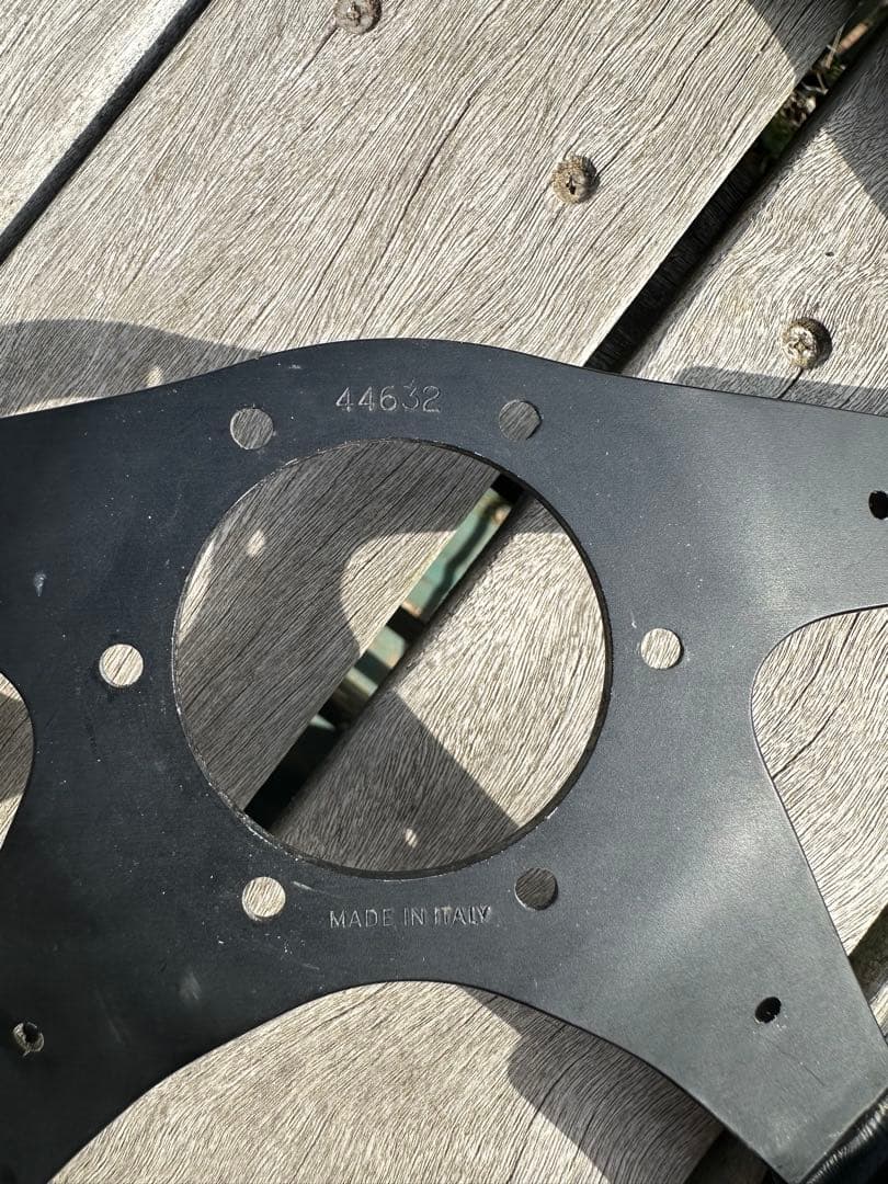 NARDI GARA4 TYPE4 365mm ブラックレザー