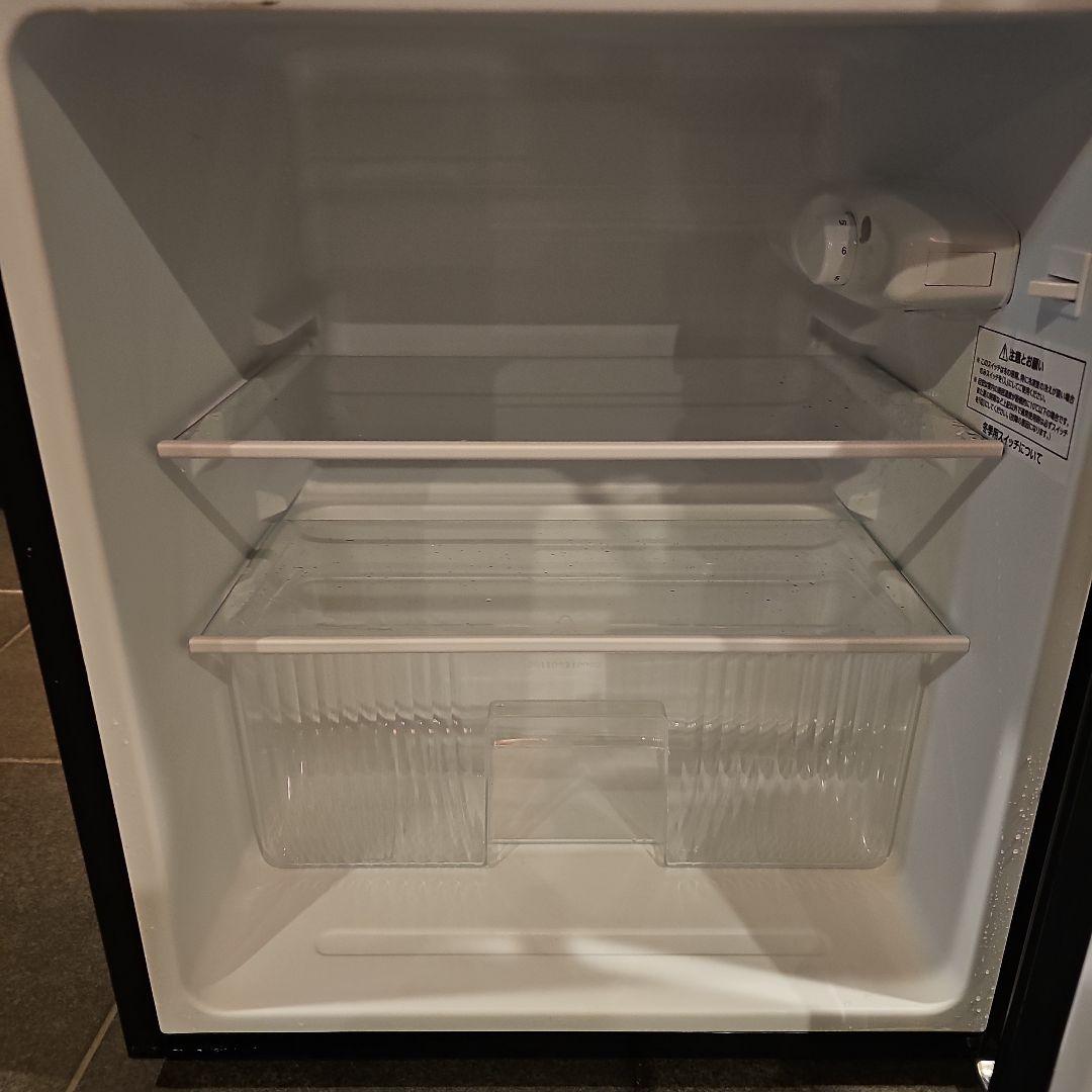 東京23区のみ送料無料！comfee 二段式冷蔵庫 黒