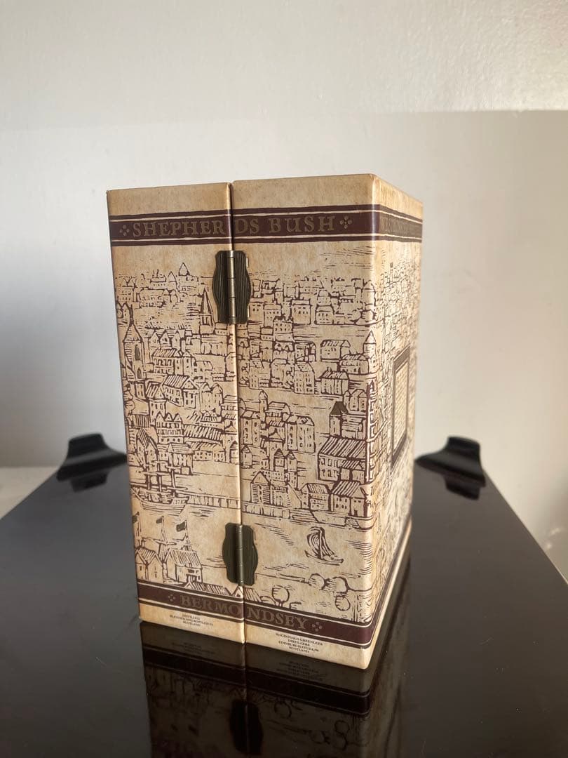 OLD PARR TRIBUTE 1635 陶器ボトル