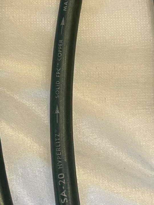 オーディオ クエスト スピーカーケーブル