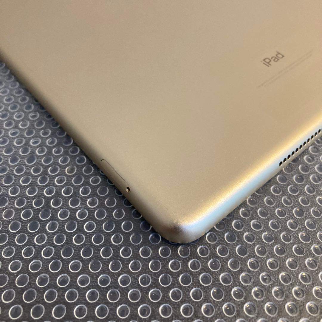 3886【早い者勝ち】iPad5 第5世代 32GB SIMフリー☆