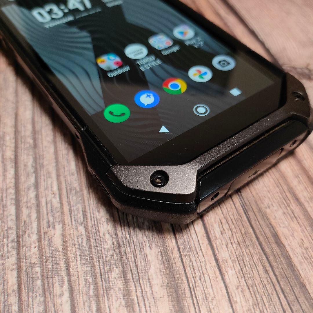 TORQUE 5G KYG01 SIMフリー スペースグレー 美品