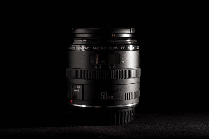 Canon EF50F2.5コンパクトマクロ