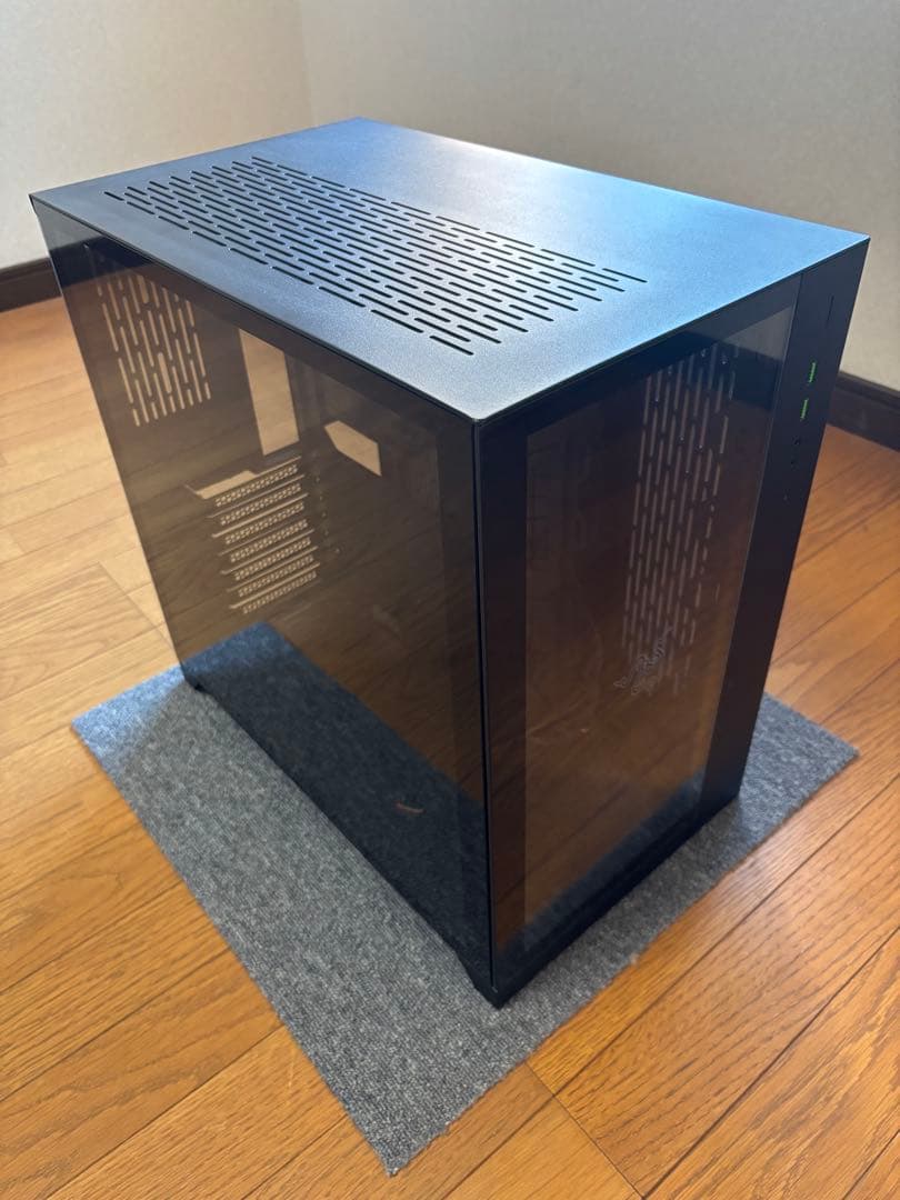 LIAN LI O11 Dynamic Razer Edition 最終値下げ