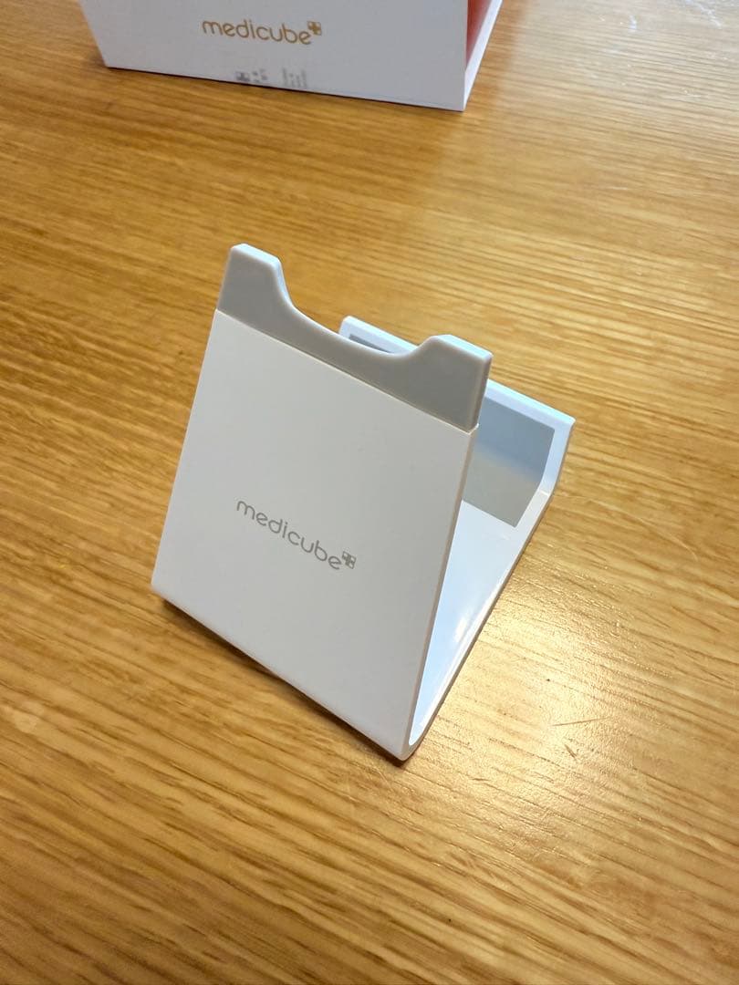 medicube AGE-R ダーマEMSショット