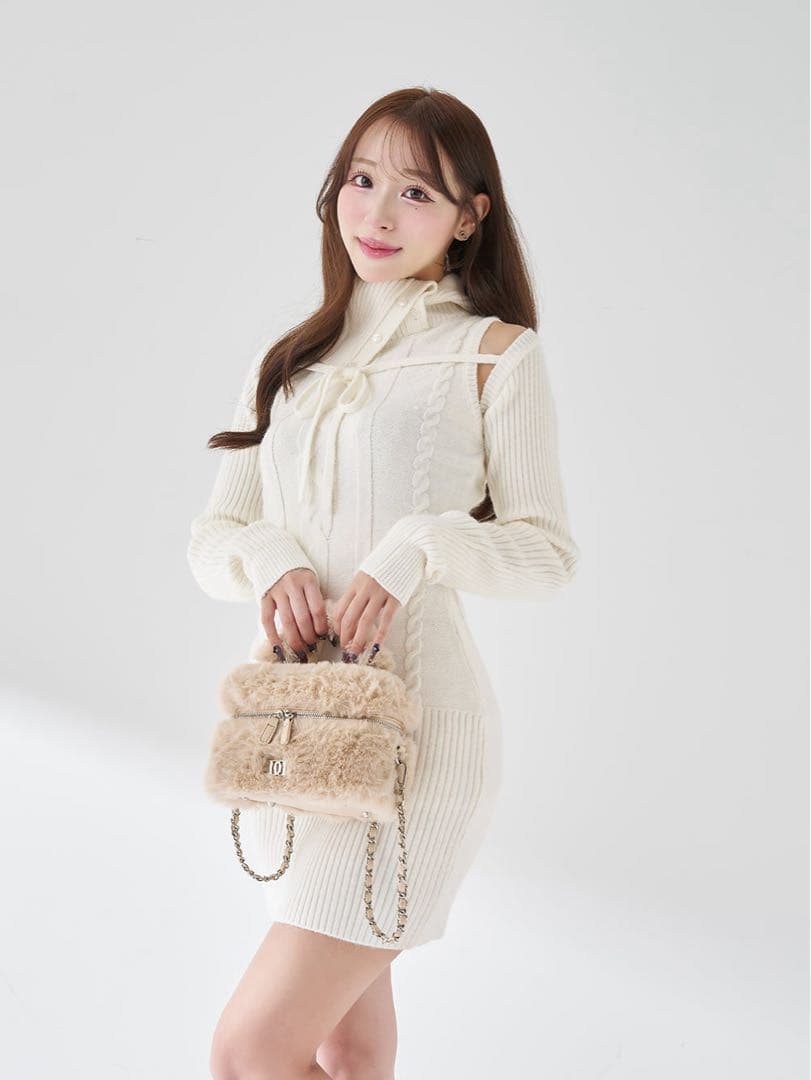 Darich デザインネックニットミニワンピース