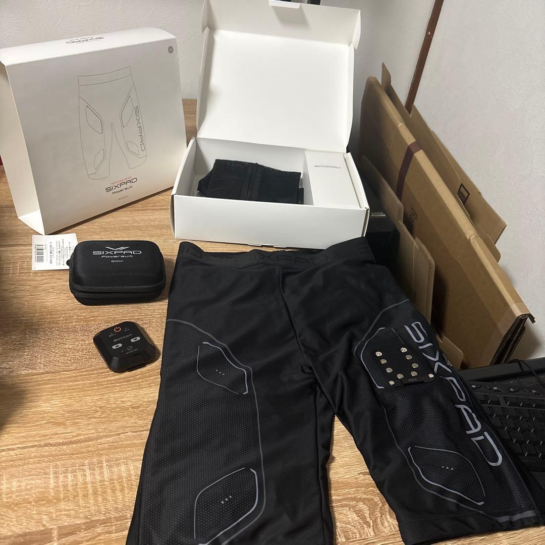 シックスパッド　パワースーツ　メンズ M 使用回数少なめ　美品寄り　最安値