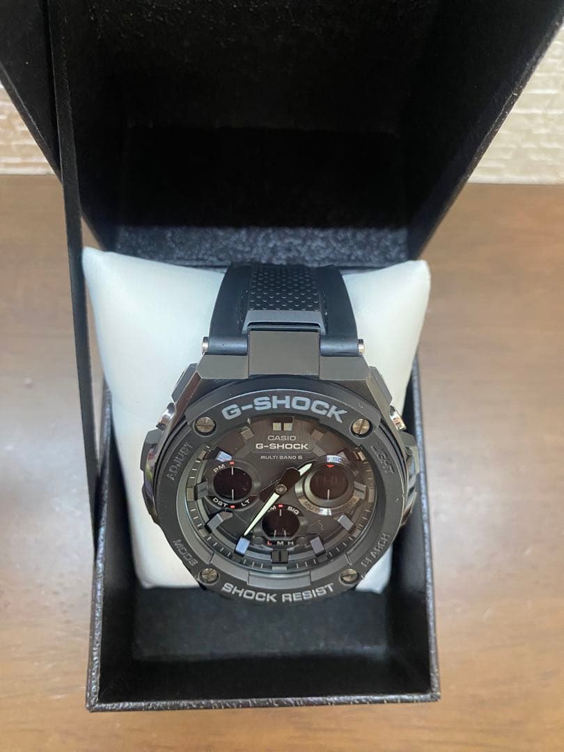 【極美品】CASIO G-SHOCK　GST-W100G-1BJF 電波ソーラー