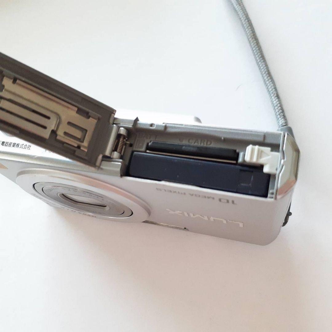 デジカメ　Panasonic LUMIX DMC-FX35