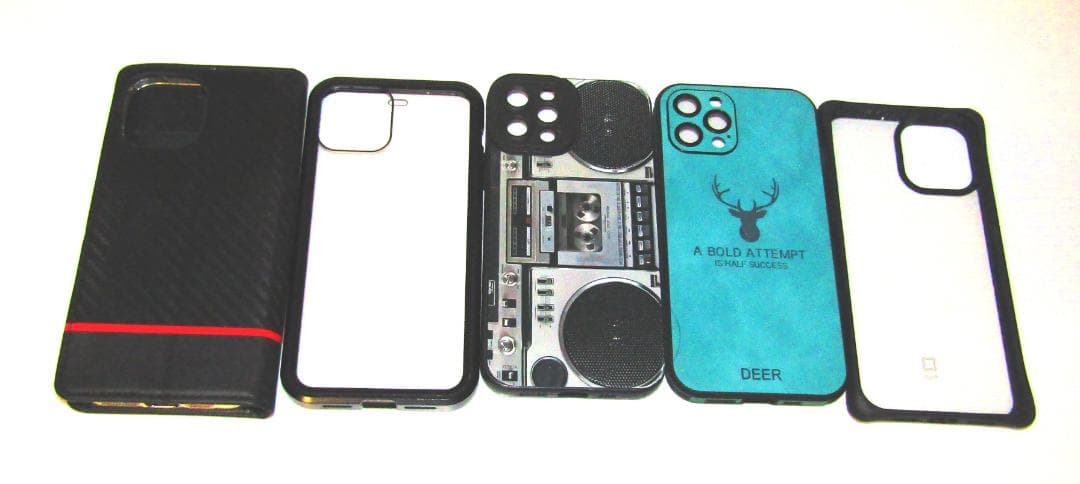 ihone12Pro250Gケース他