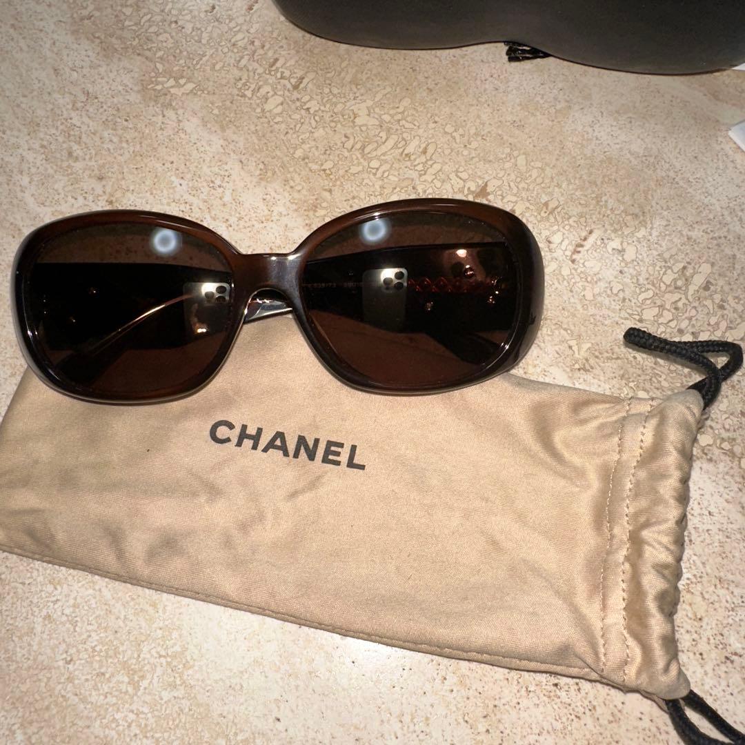 CHANEL フラワーモチーフ サングラス