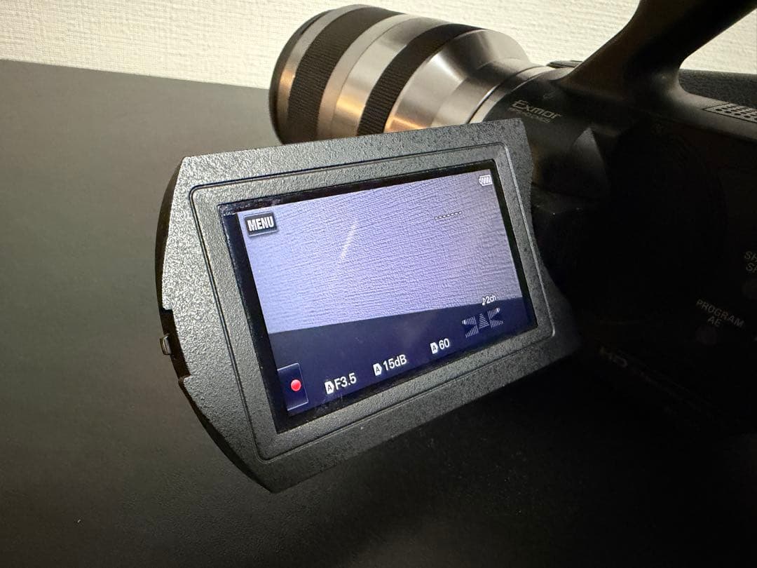 【中古品・美品】Sony NEX-VG20Hレンズキット デジタルビデオカメラ