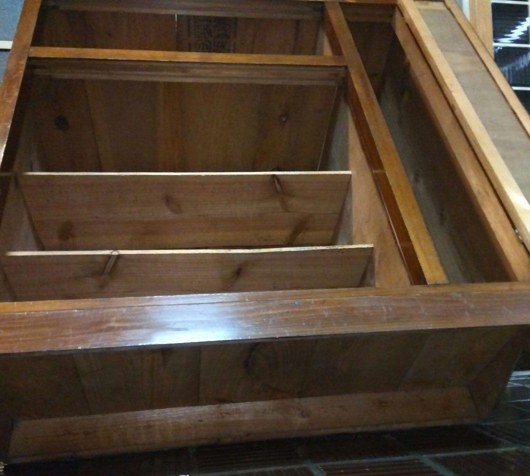 【昭和レトロ】最終値下げ♦ 木製下駄箱 （右端は傘立）✰寄木細工？