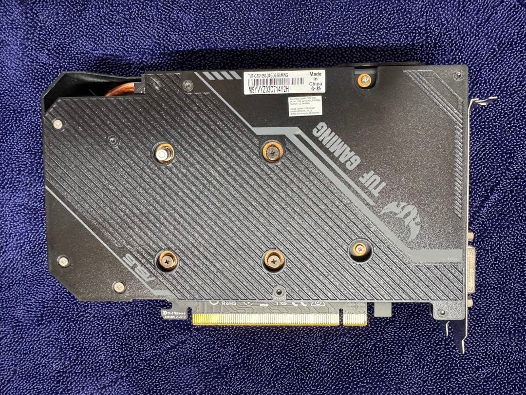 ASUS TUF Gaming GeForce GTX 1650 本体