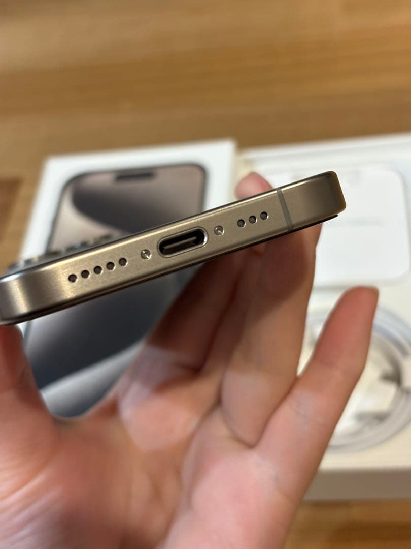 iPhone15Pro 512GB ナチュラルチタニウム SIMフリー