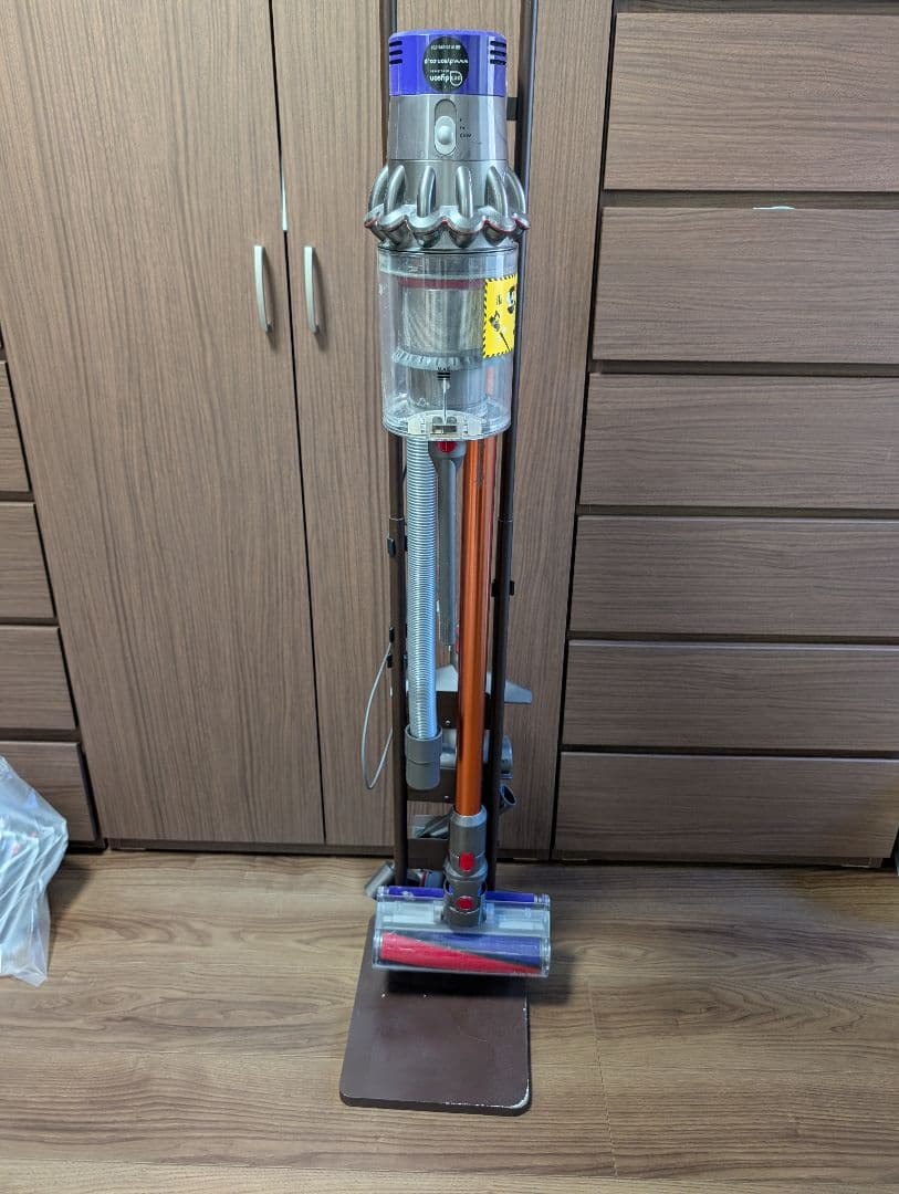 【ジャンク品】Dyson V10 Fluffy スタンド・付属品セット