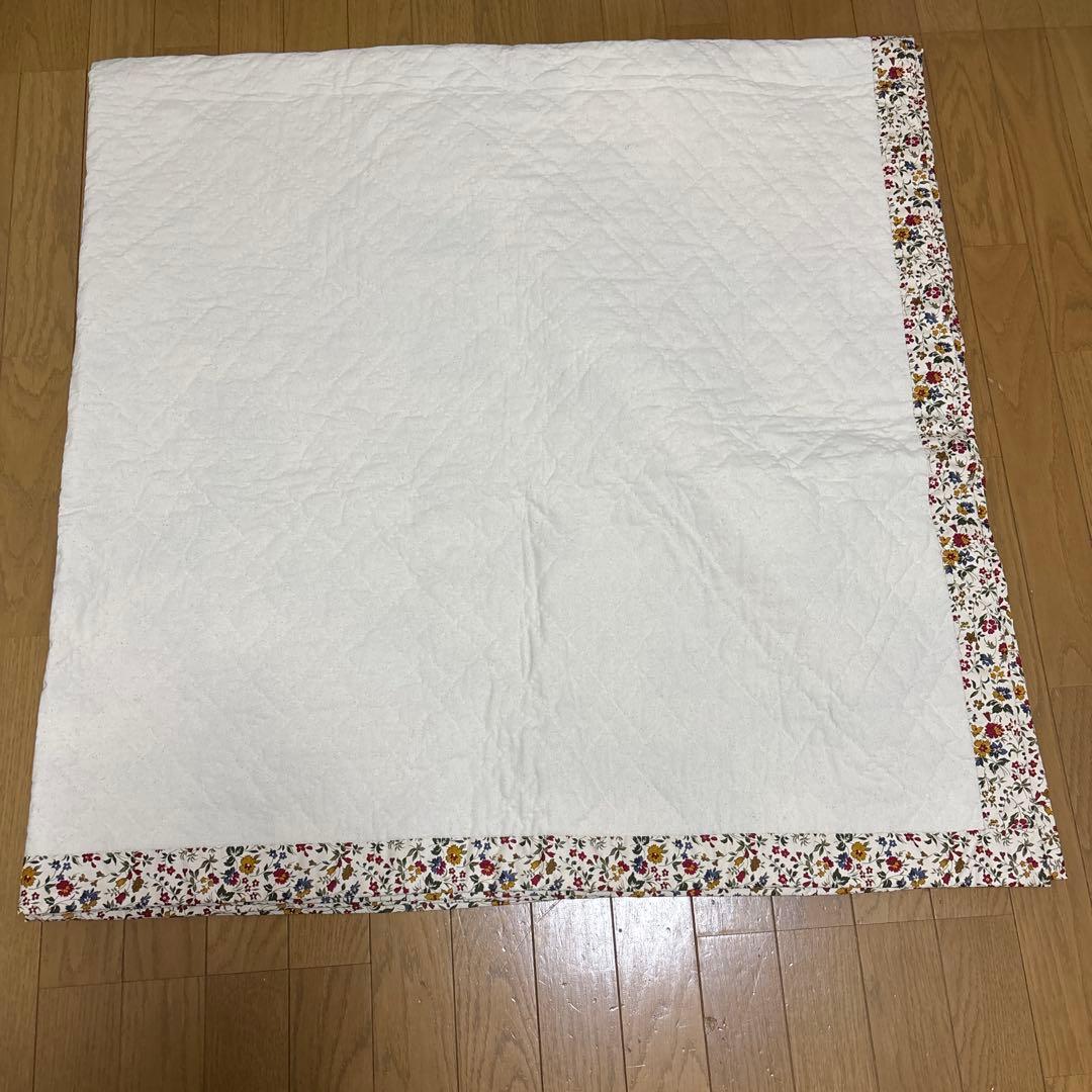 ハンドメイド　パッチワークキルト マルチカバー　こたつカバー　190cm角