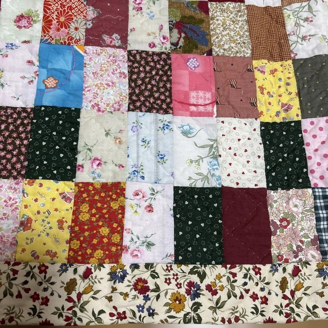 ハンドメイド　パッチワークキルト マルチカバー　こたつカバー　190cm角