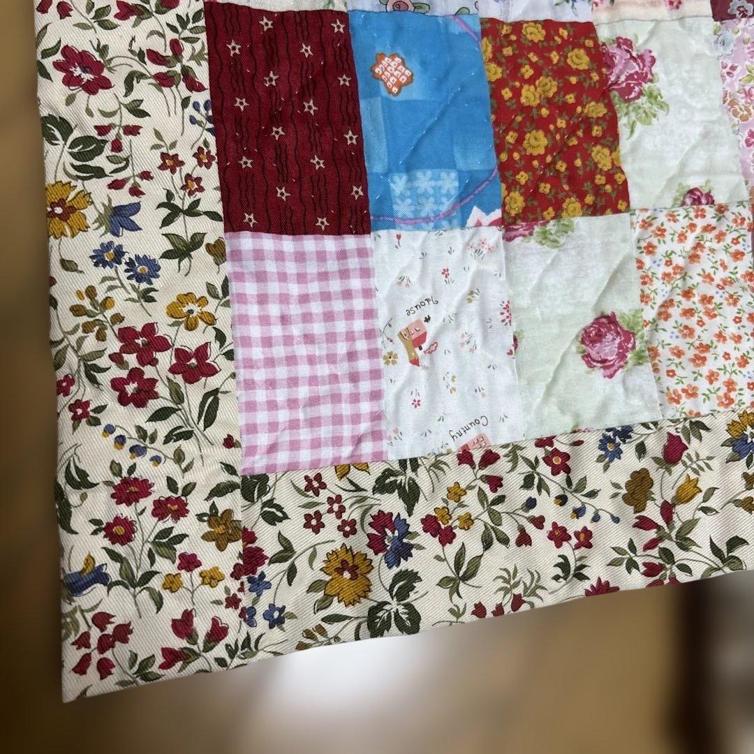 ハンドメイド　パッチワークキルト マルチカバー　こたつカバー　190cm角