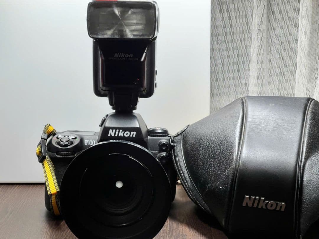 ニコン f100 + レンズ af 28-200 f3.5-5.6