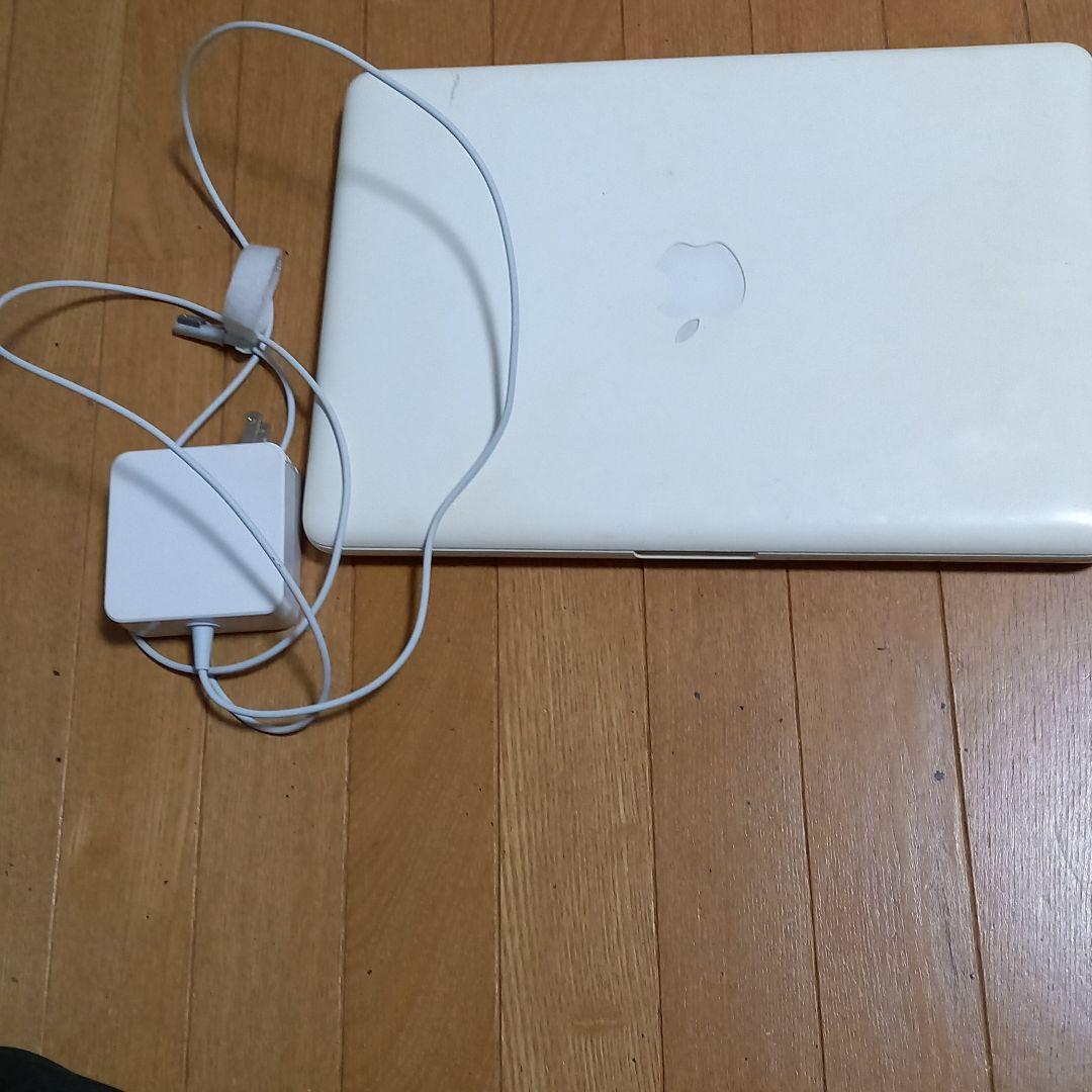 （ジャンク品扱い）MacBook A1342 ホワイト 13インチ