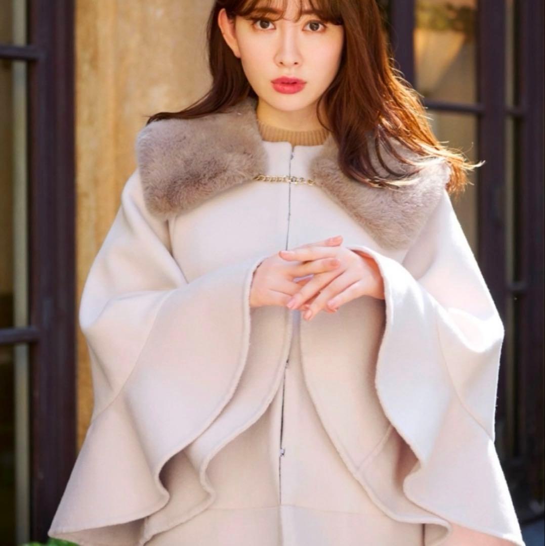 ☆美品☆Her lip to ベージュ ファー付き ポンチョ・ケープコート