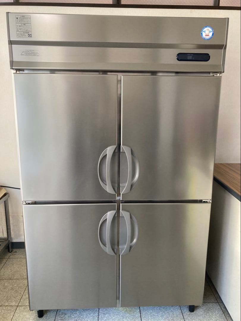 ［石川県七尾市］福島工業　業務用冷蔵庫　URD-120RM6 4ドア