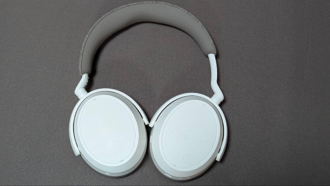 ヘッドホン Sennheiser momentum 4 wireless