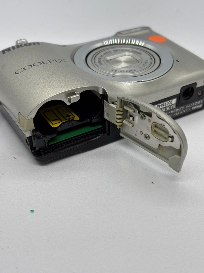 【動作確認済】Nikon COOLPIX A10 ニコン クールピクス シルバー