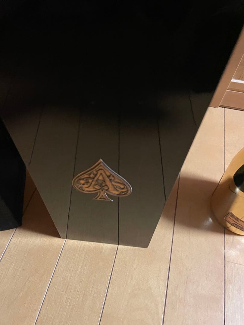 Armand de Brignac ゴールドシャンパン 専用ボックス付き