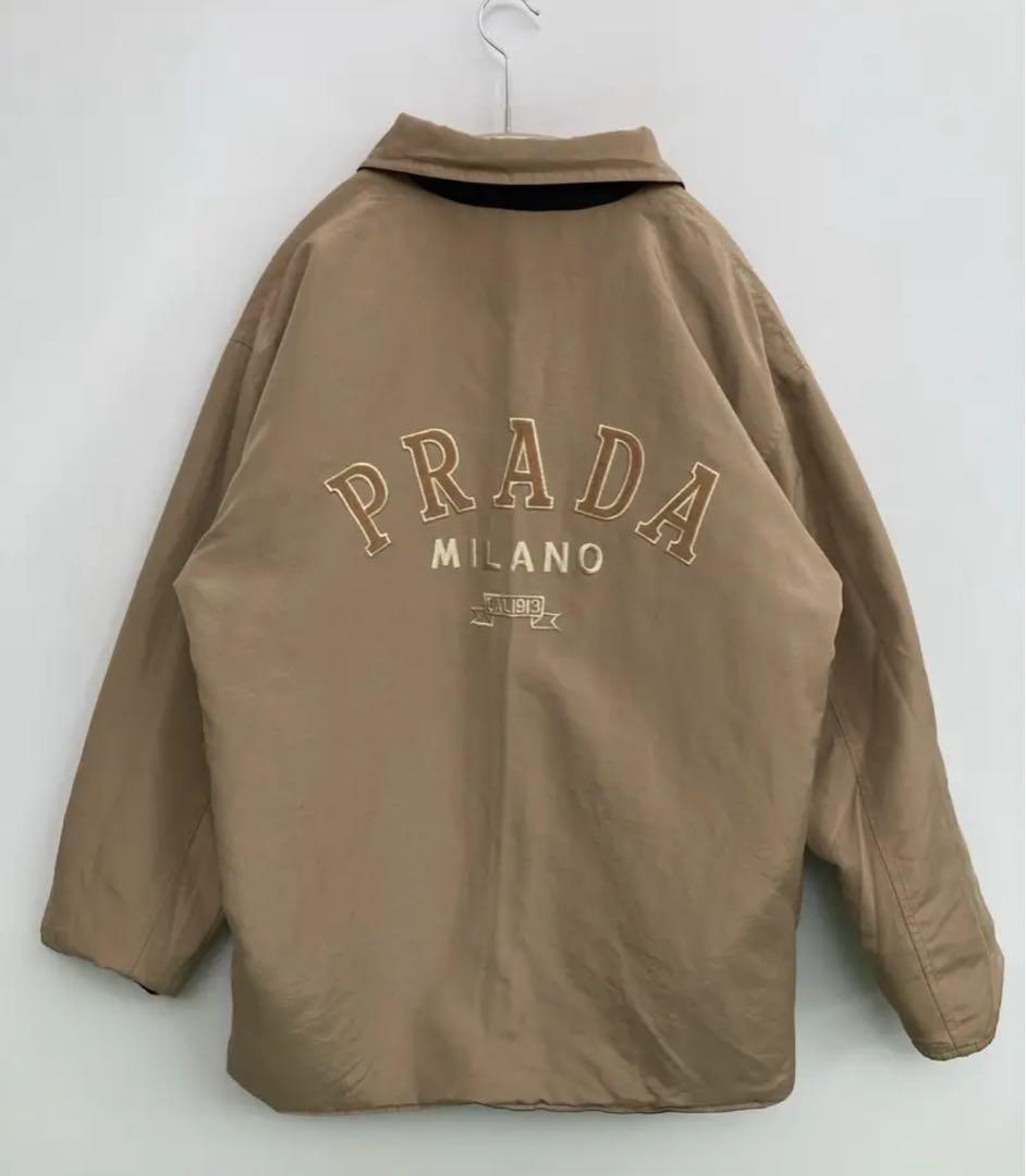 PRADAのブルゾン