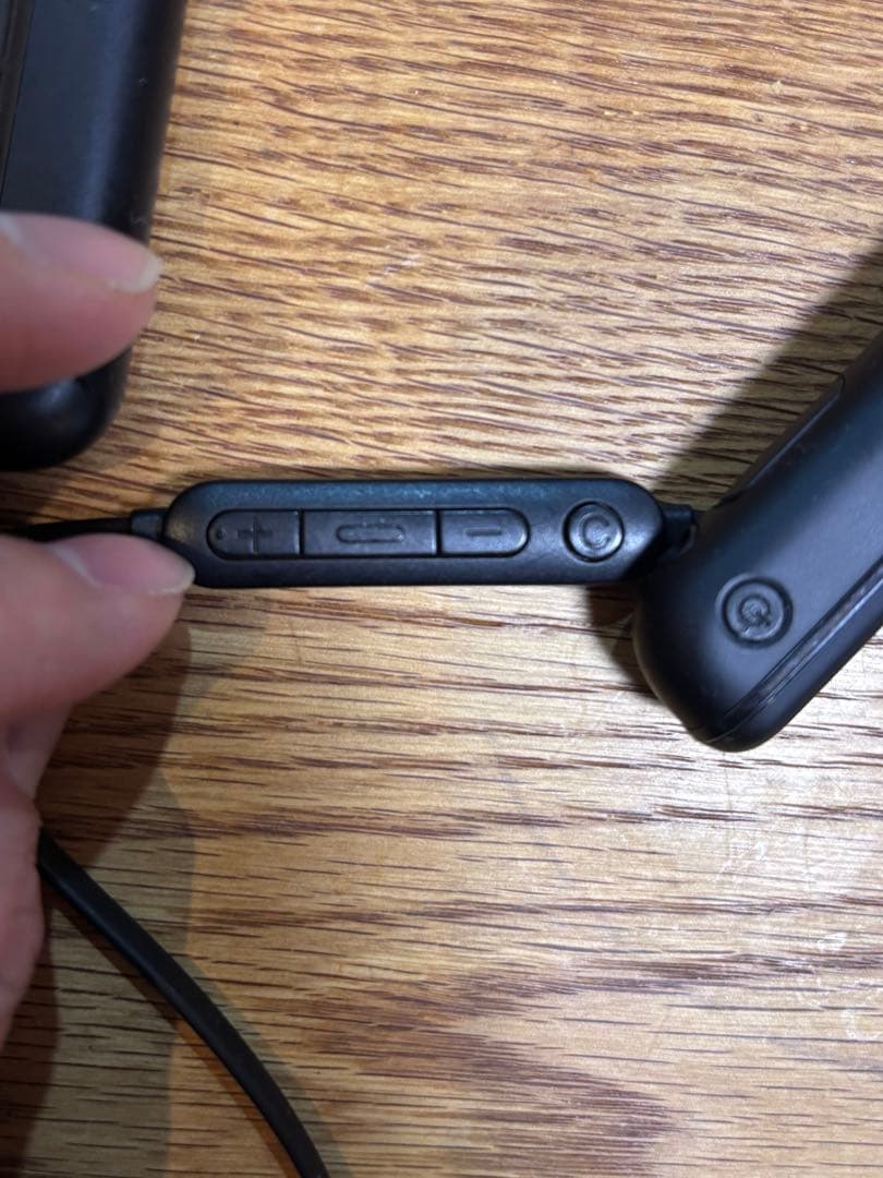 WI-1000XM2 ワイヤレスイヤホン ネックバンド式