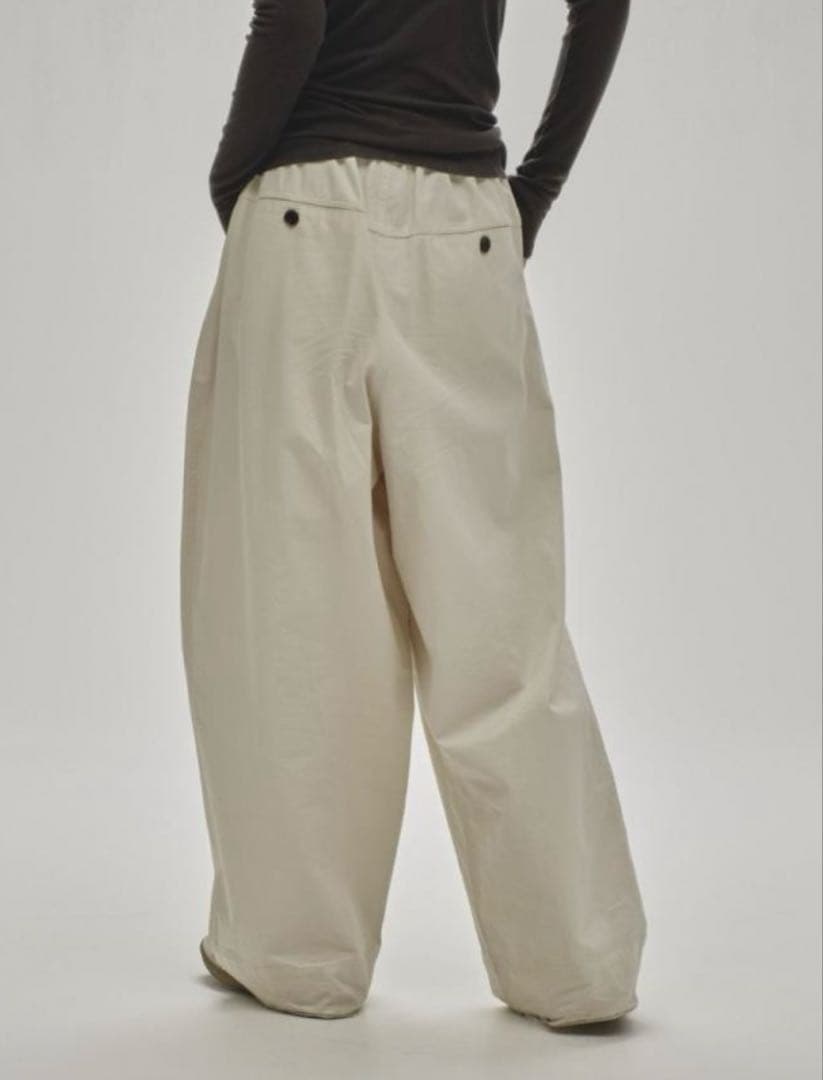 週末限定価格❗️トゥデイフル　イージーチノパンツ38