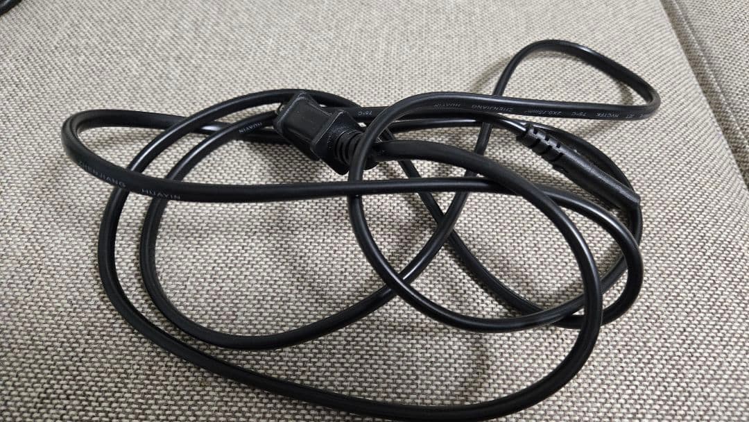 スピーカー・ウーファー Steelseries Arena 9