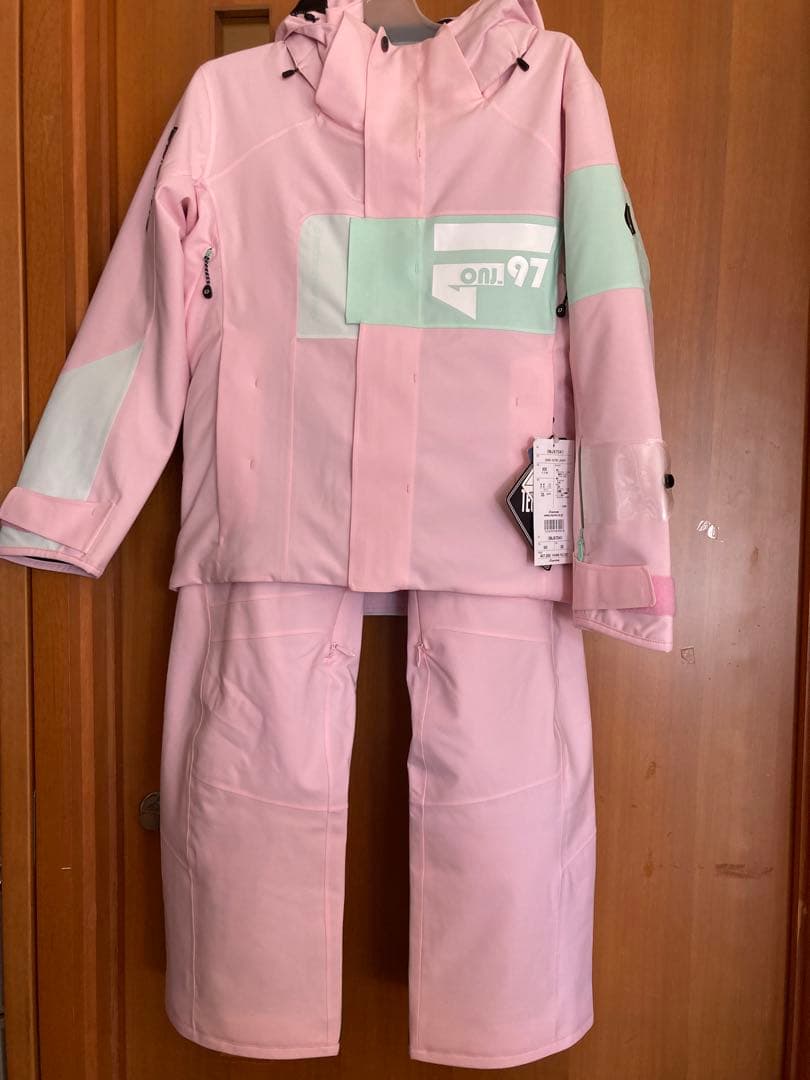 オンヨネ(onyone)スキーウェア　上下セット