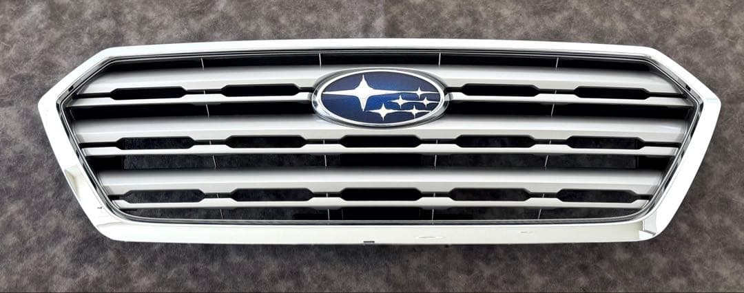 (未使用品)レガシィ アウトバック BS9 純正グリル 前期用