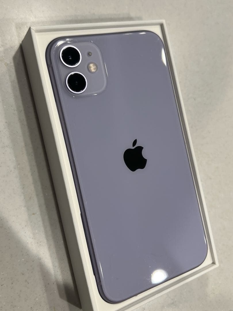 iPhone11 SIMフリー 128GB 美品