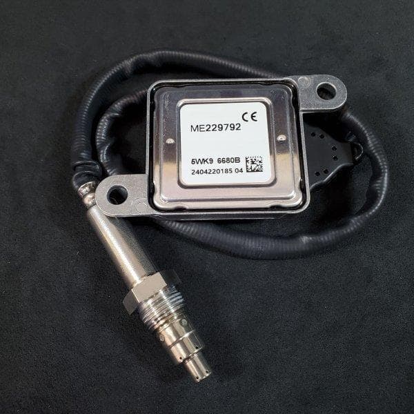 三菱 ふそう キャンター NOX センサー MK667820 ME229792