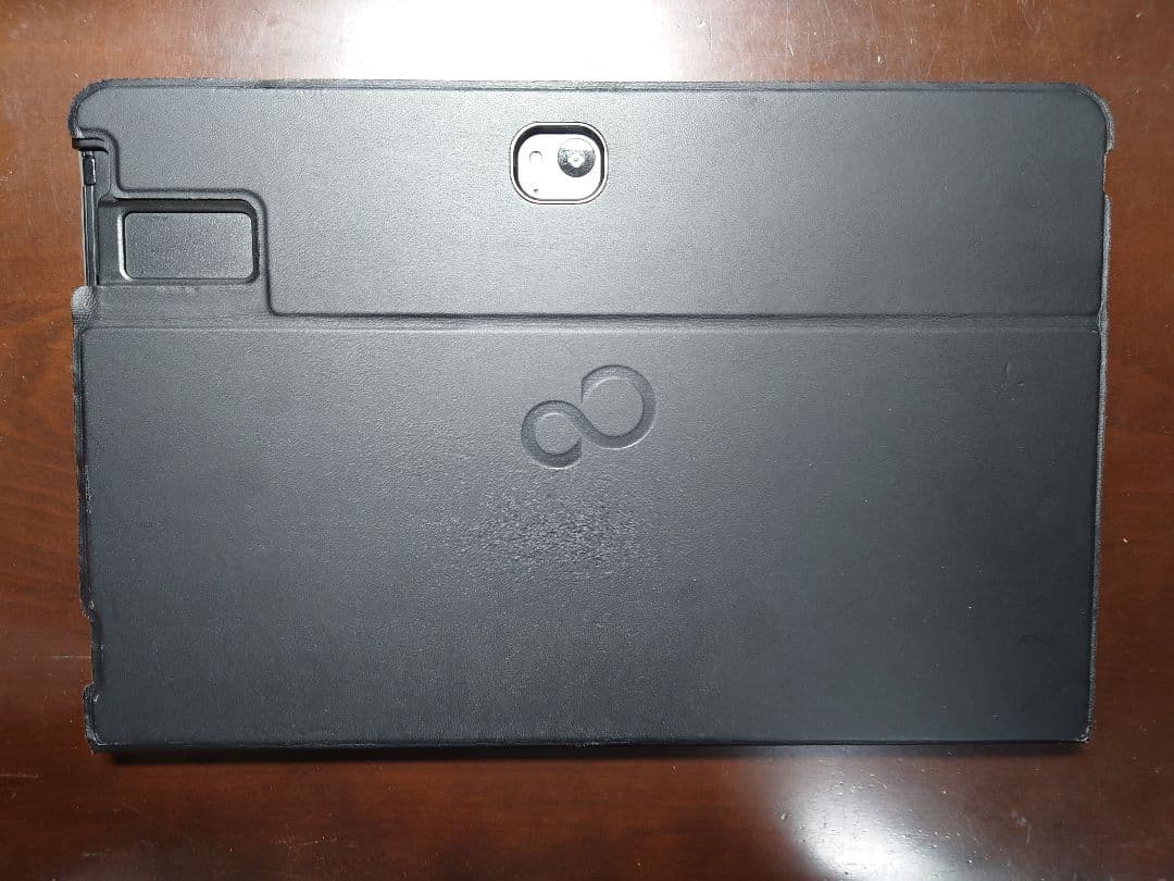 ARROWS Tab Q7312/KB(付属品箱有り)