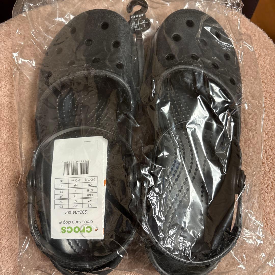crocs karin clog w ブラック