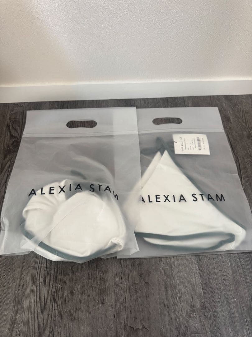 ALEXIA STAM ビキニ セットアップ Dafny Day