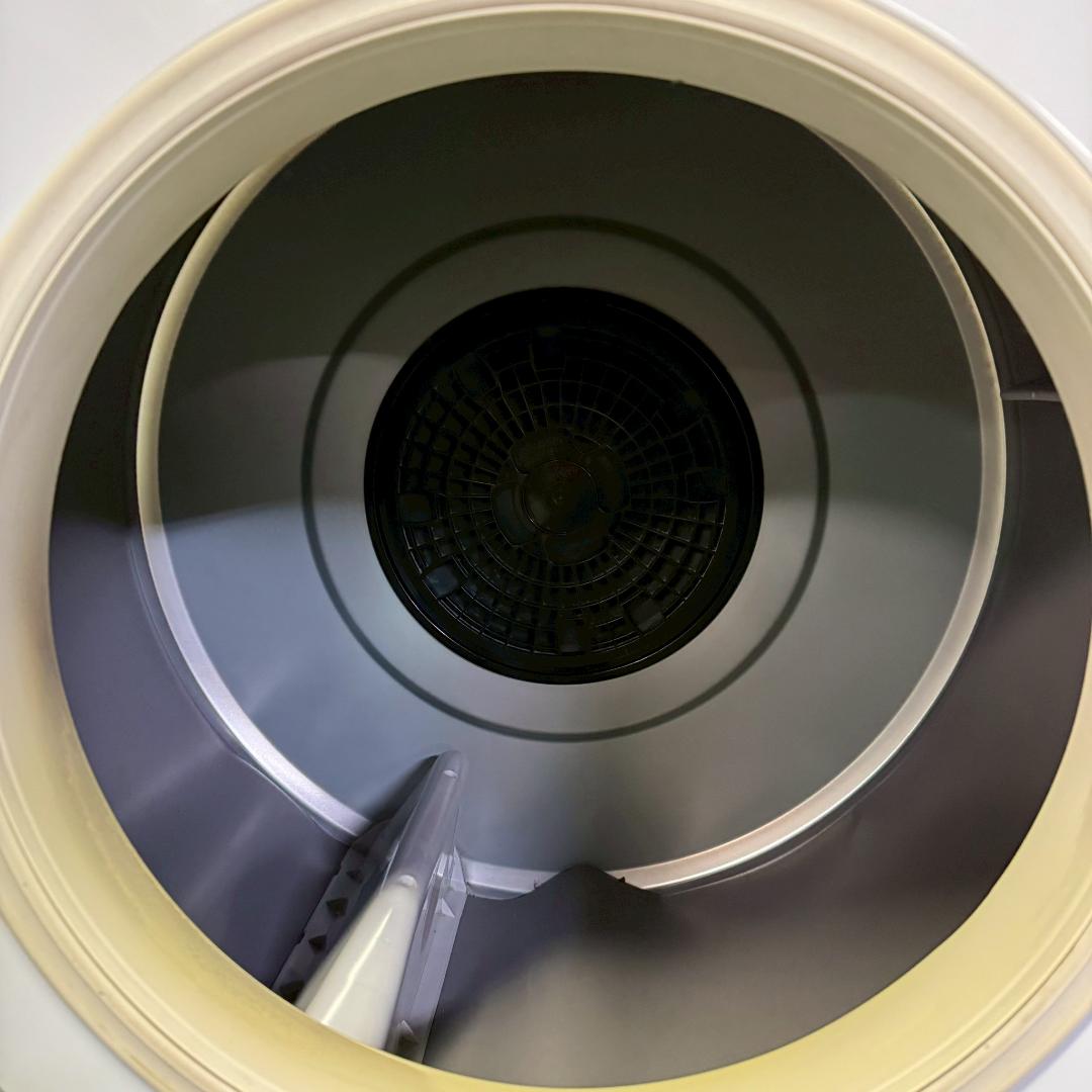 日立 除湿型電気衣類乾燥機 6.0kg 2022年製 KW0102